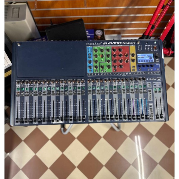 SOUNDCRAFT Si Expression 3 - MIXER DIGITALE 32 CANALI CON CUSTODIA RIGIDA- OTTIME CONDIZIONI