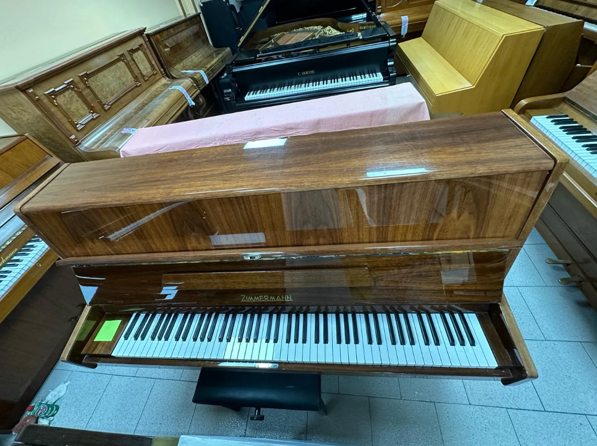 ZIMMERMANN MARRONE PIANOFORTE ACUSTICO OTTIME CONDIZIONI