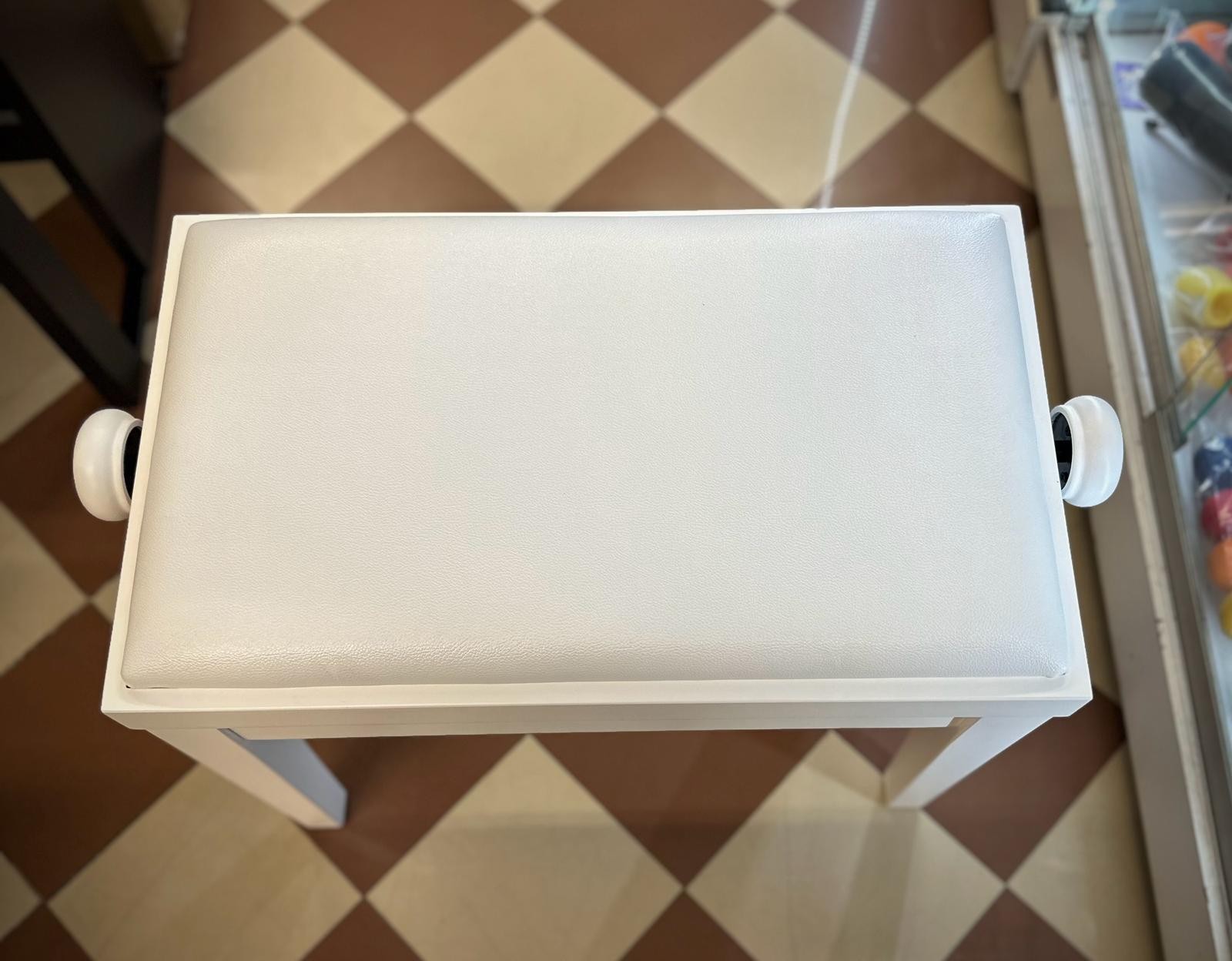 WEISBACH PANCA DA PIANOFORTE BIANCO SATINATO CON SEDUTA BIANCA IN SEMIPELLE