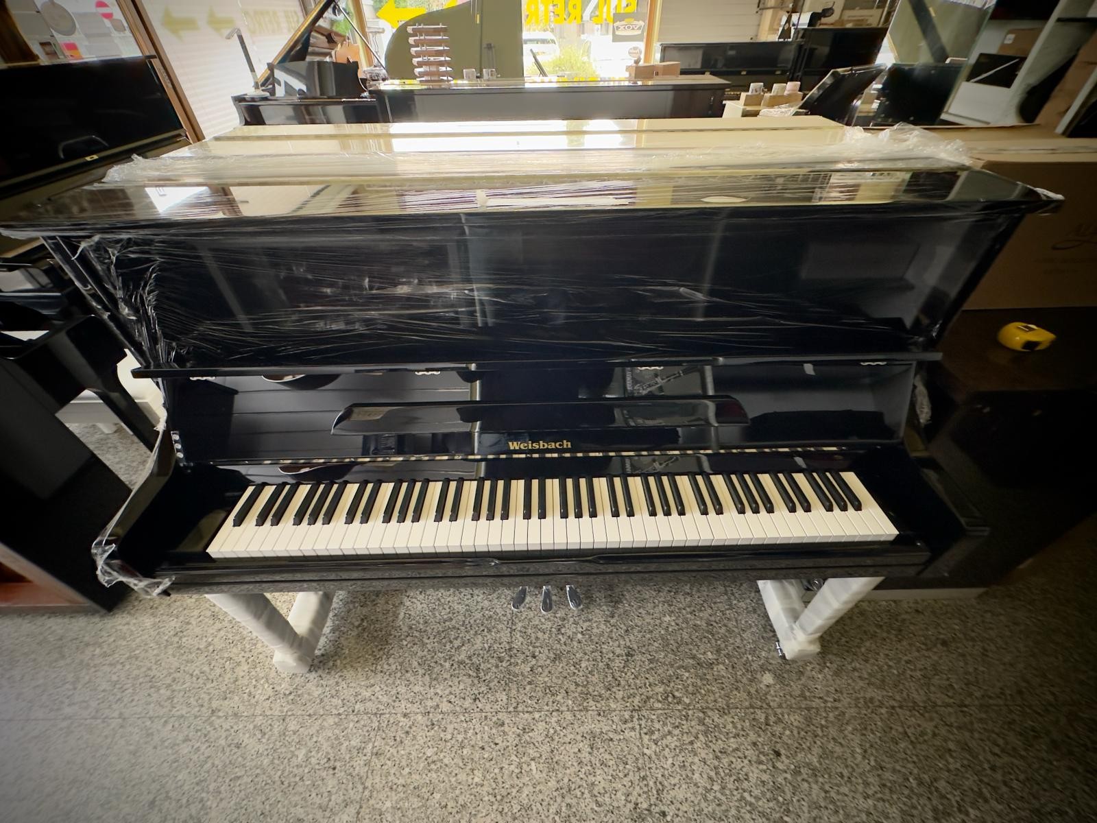 WEISBACH 121 NERO - PIANOFORTE ACUSTICO VERTICALE NERO