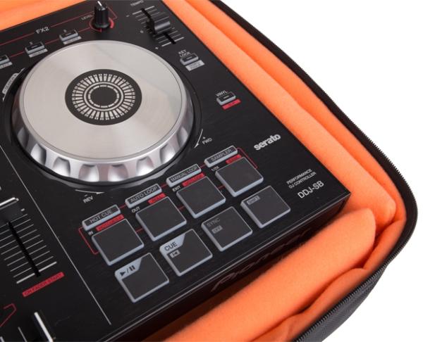 UDG U9013 - ULTIMATE MIDI CONTROLLER SLINGBAG LARGE BLACK/ORANGE