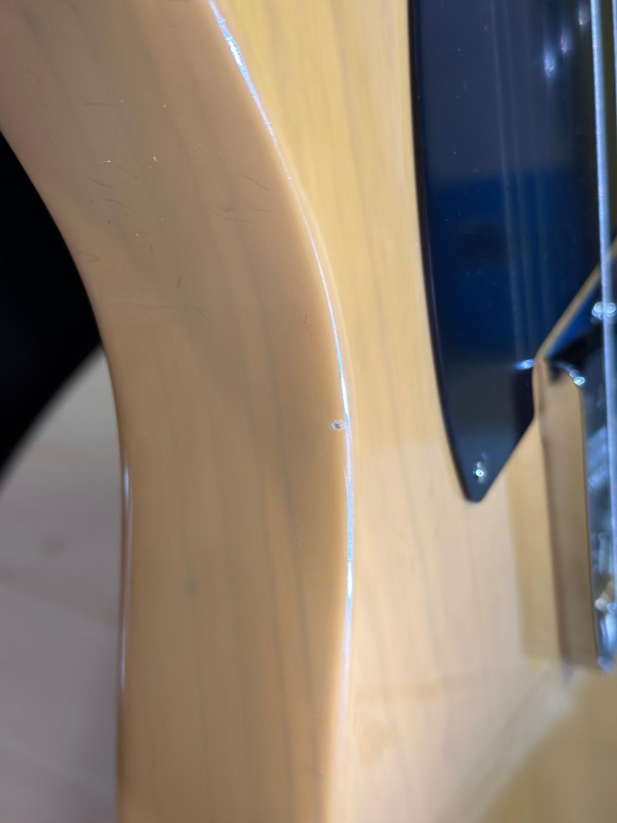 Fender American Vintage II 1951 Telecaster®, Maple Fingerboard, Butterscotch Blonde