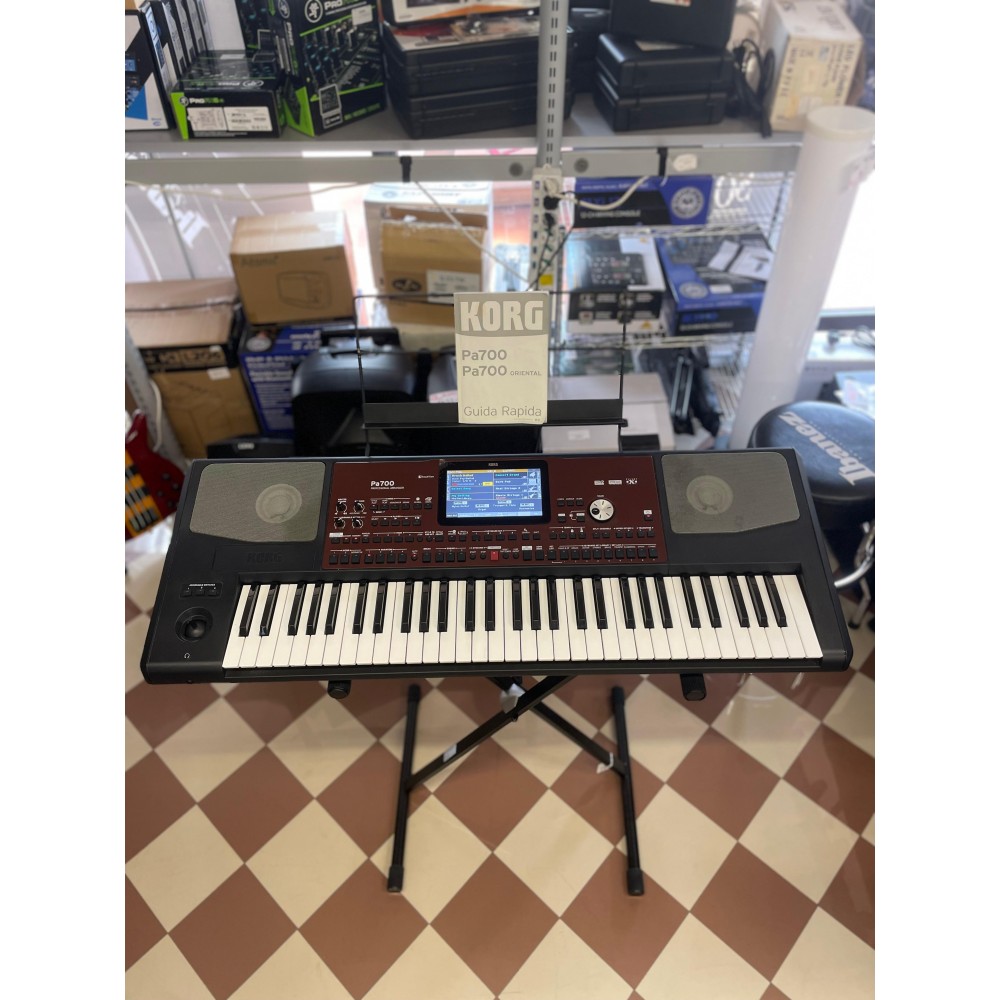 KORG PA-700 USATA - OTTIME CONDIZIONI