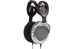 Koss UR40
