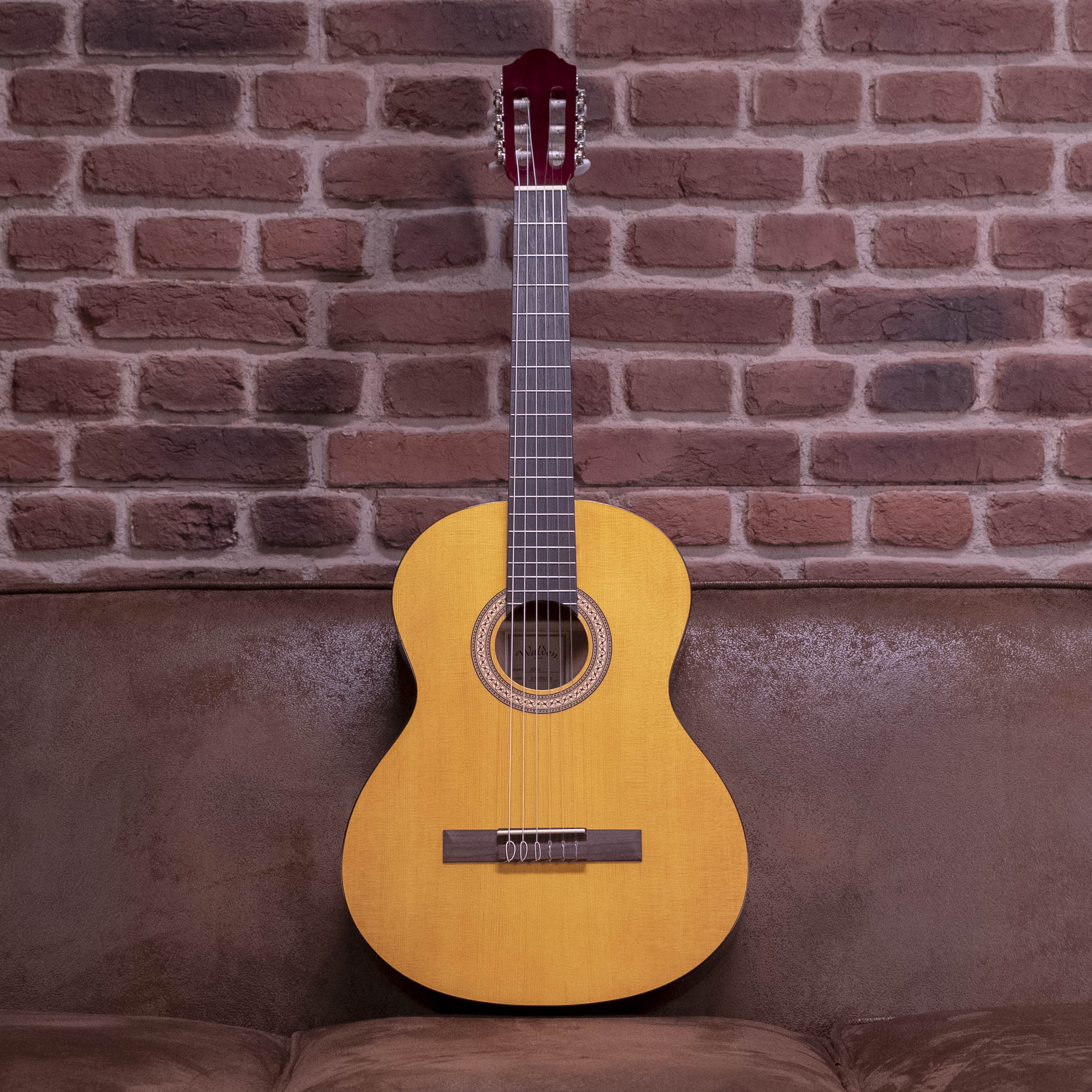 WALDEN WAN350W CHITARRA CLASSICA STANDARD 300