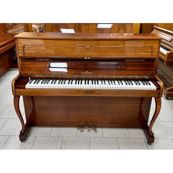 pianoforte acustico stainbergh