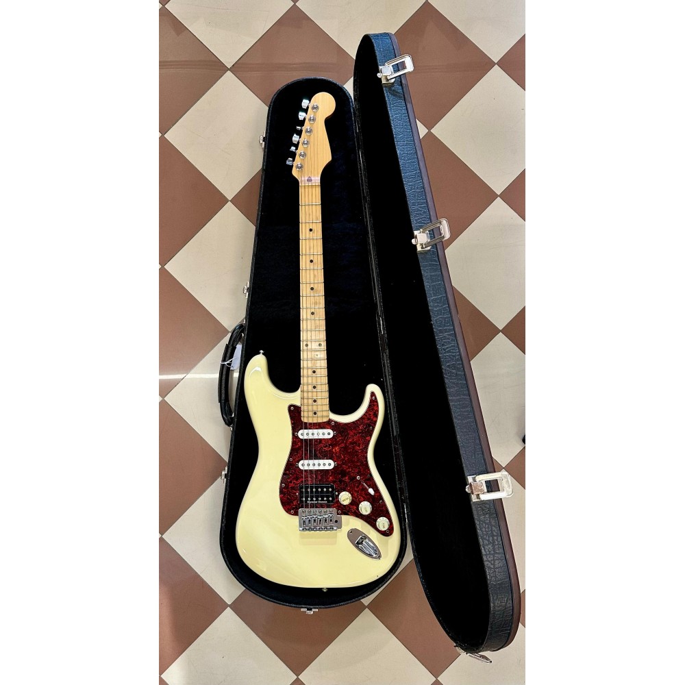 CHITARRA ELETTRICA CUSTOM CON CUSTODIA