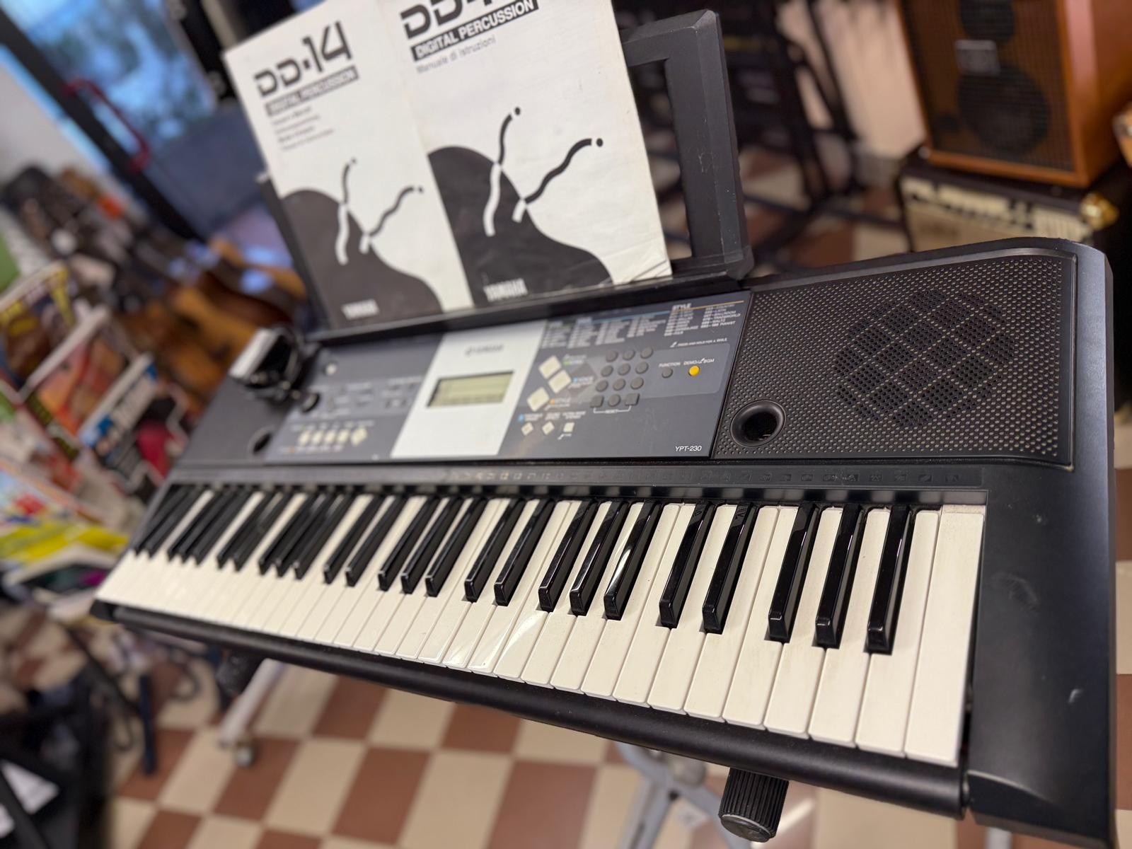 Tastiera Yamaha YPT-230 – USATO Strumento Versatile e Facile da Suonare per Iniziare a Suonare