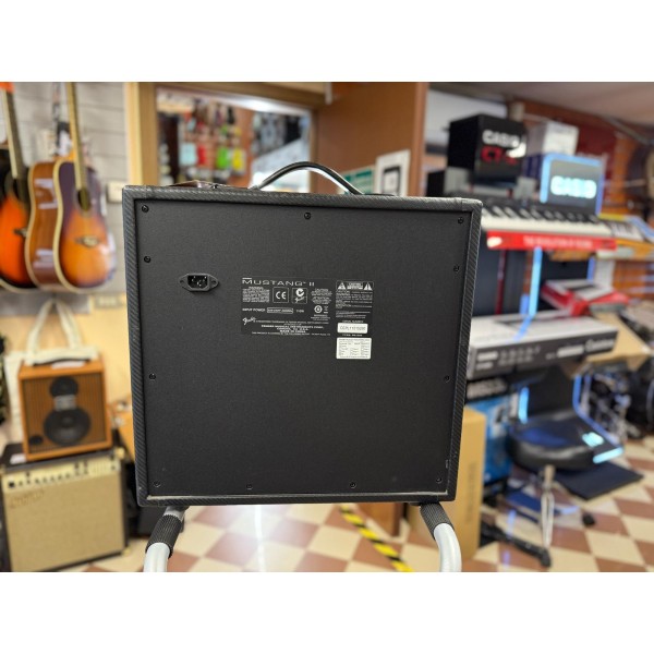 Amplificatore Fender Mustang II Usato – Combo da 40W per Chitarra Elettrica in Ottime Condizioni