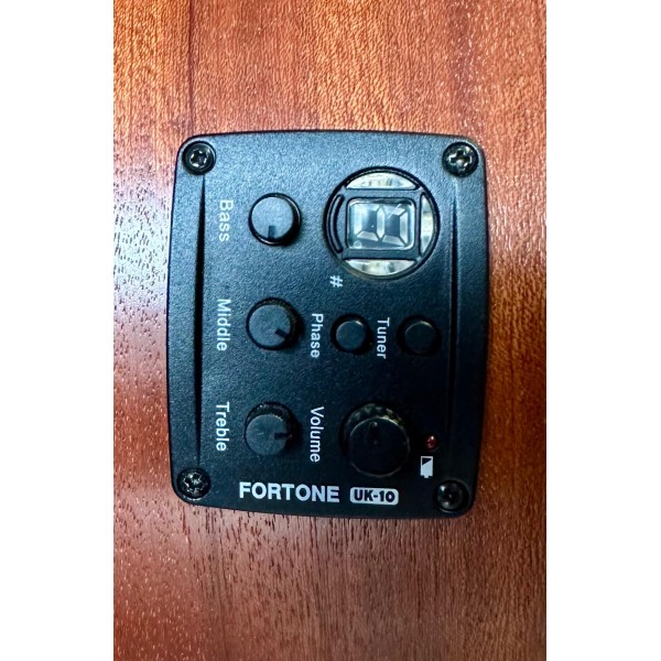 Hora M1177 Ukulele Baritono Tutto in Mogano Massello