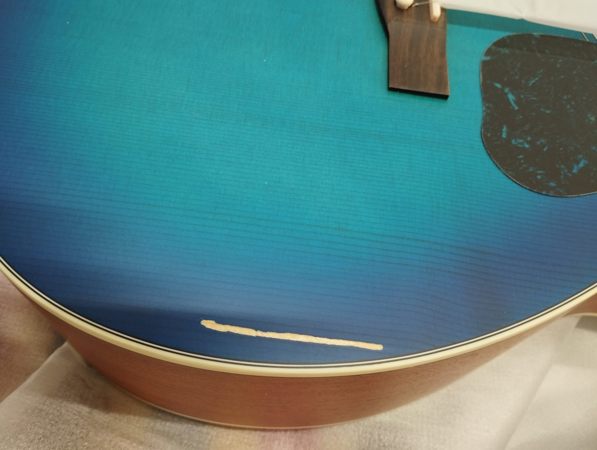 GUILD ITALIA OM-240CE DARK BLUE BURST