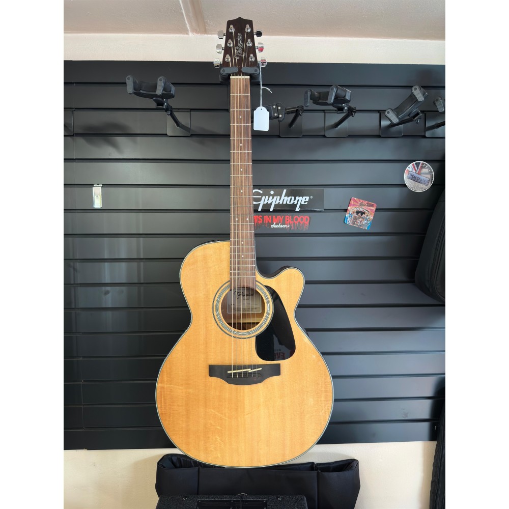 Takamine GN30CE- CHITARRA ACUSTICA