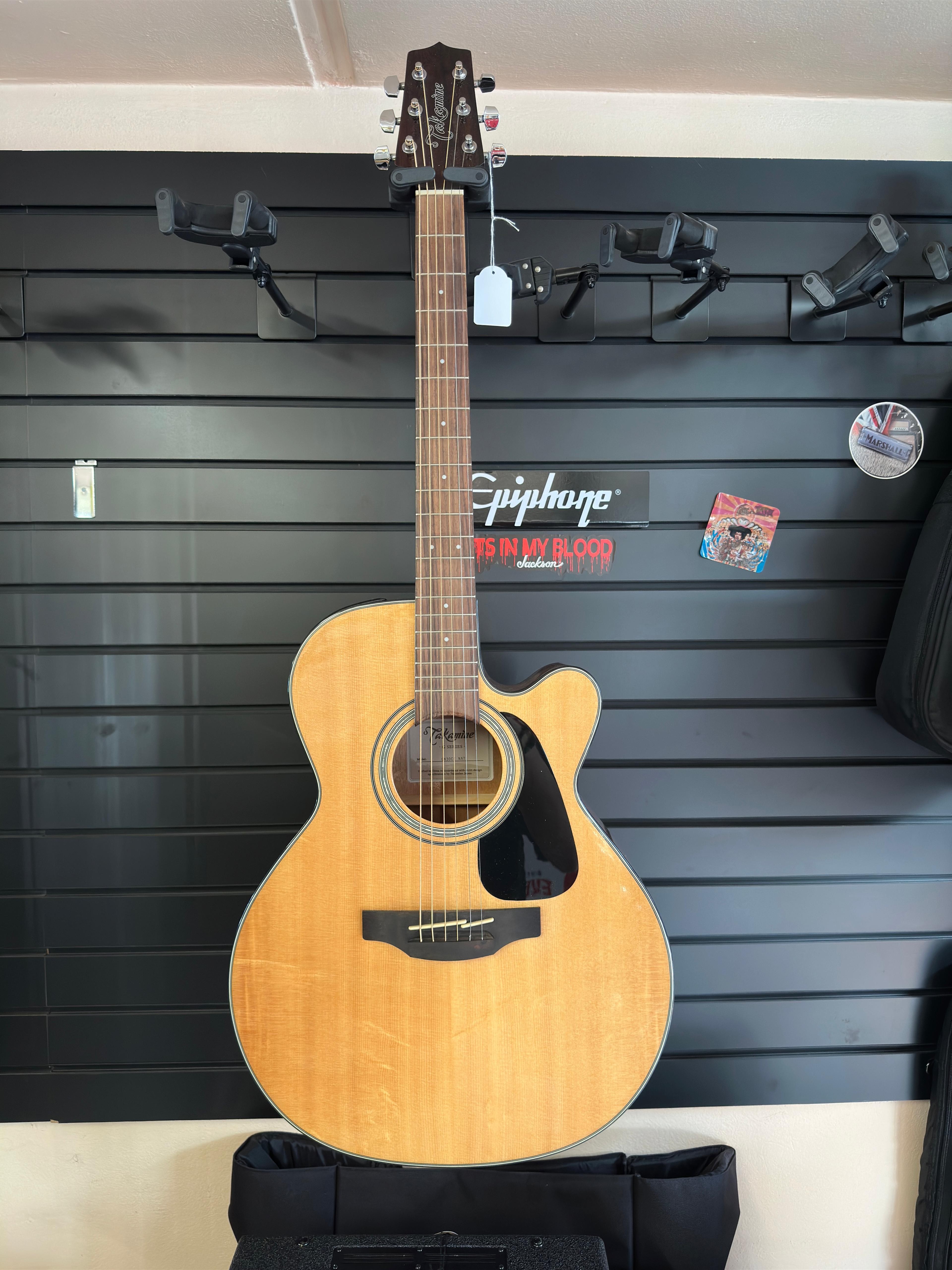 Takamine GN30CE- CHITARRA ACUSTICA - usata