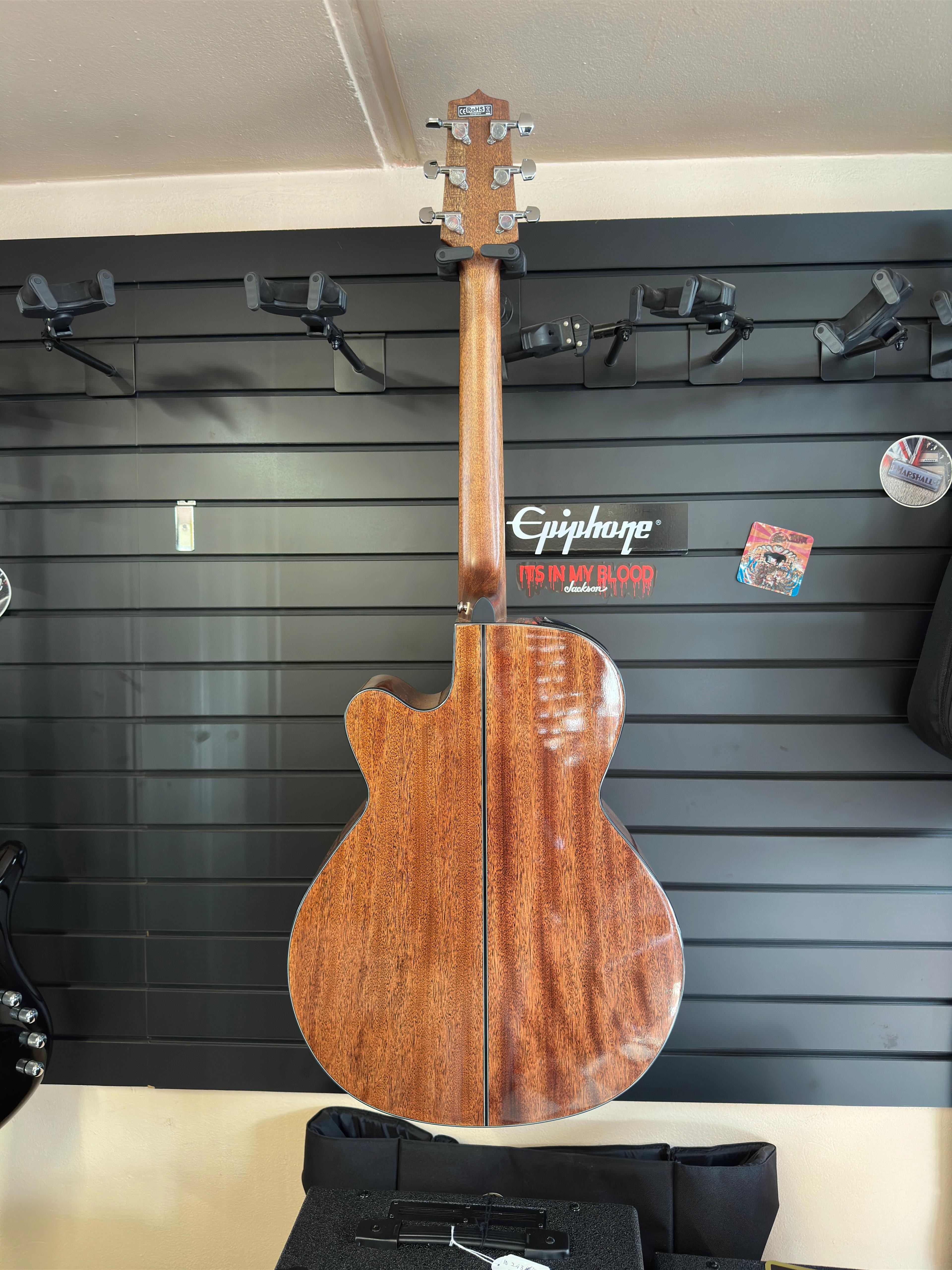 Takamine GN30CE- CHITARRA ACUSTICA - usata