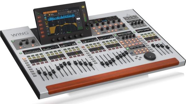 Behringer WING MIXER DIGITALE 48 CANALI 8 PREAMPLIFICATORI MIDAS PRO 3 KLARK TEKNIK SUPERMAC AES50 28 BUS