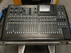 USATI BEHRINGER X32 + CASE + RACK 4U + S32 US