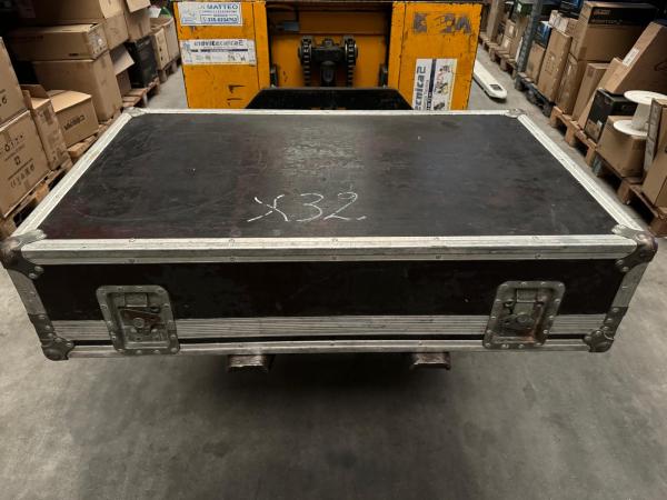 USATI BEHRINGER X32 + CASE + RACK 4U + S32 US
