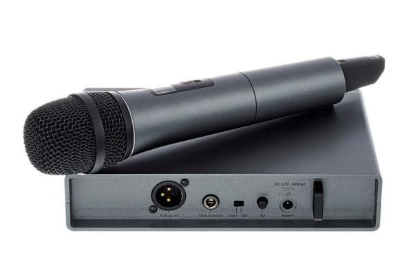 SENNHEISER XSW 1-825A RADIOMICROFONO PALMARE CAPSULA E825 RANGE A 548 - 572 MHz