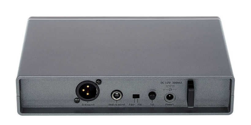 SENNHEISER XSW 1-CI1-A SPECIAL HEADST SISTEMA WIRELESS PER CHITARRA E STRUMENTI ELETTRICI UHF 548 - 572 MHz + ARCHETTO COLOR CAR