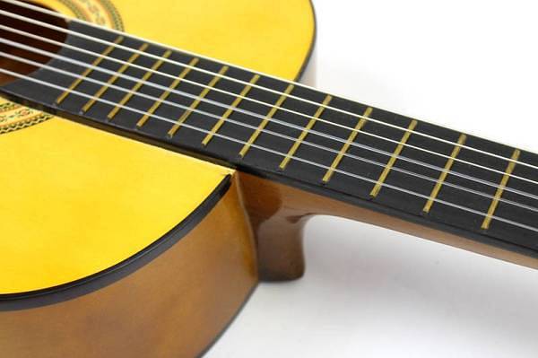 MUSES ARMONIA CHITARRA CLASSICA 3-4 COLORE YELLOW