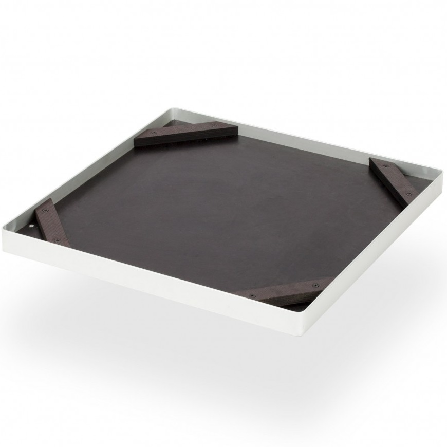 EXTREME RIPIANO 50 X 50 CM IN MULTISTRATO DI BETULLA CON SUPERFICIE RESINATA E PROFILATO IN ALLUMINIO