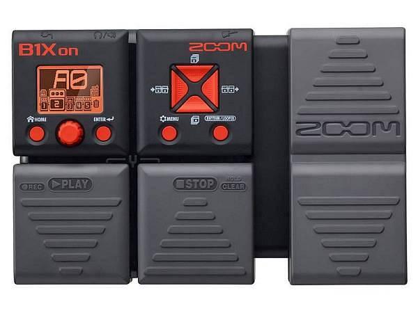 Zoom B1X-ON - multieffetto per basso elettrico - con pedale di espressione