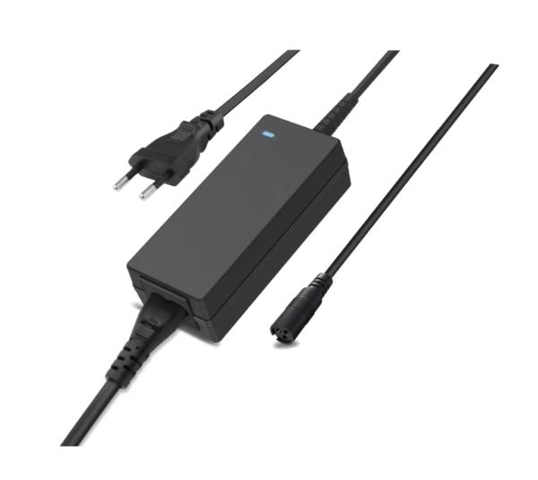 UNICO Alimentatore 45W universale per laptop