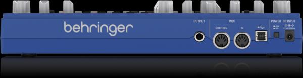 BEHRINGER TD-3 BU BLUE SINTETIZZATORE ANALOGICO DI BASSI CON STEP SEQUENCER ARPEGGIATORE E FILTRO RISONANTE EX-DEMO