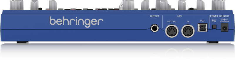 BEHRINGER TD-3 BU BLUE SINTETIZZATORE ANALOGICO DI BASSI CON STEP SEQUENCER ARPEGGIATORE E FILTRO RISONANTE EX-DEMO