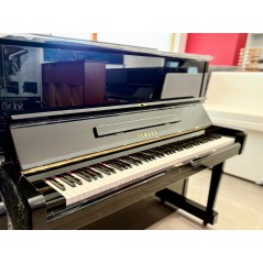 Pianoforte Verticale Yamaha U1M – Precisione Giapponese, Suono che Ispira | 121 cm in Nero Lucido 3436206