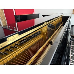 Pianoforte Verticale Yamaha U3H Rigenerato – Potenza ed Emozione in 131 cm di Eccellenza Giapponese | Nero Lucido 1899623
