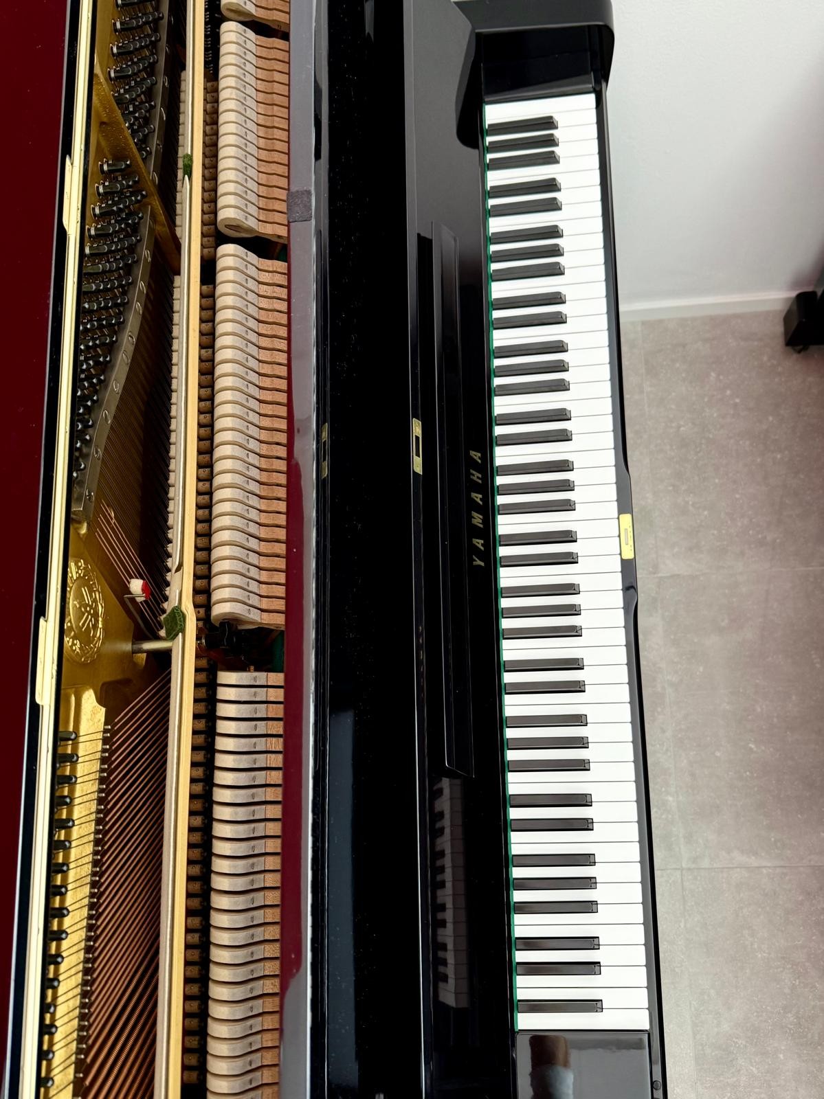 Pianoforte Verticale Yamaha U3H Rigenerato – Suono Professionale, Estetica Raffinata | 131 cm Nero Lucido 1565616