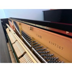 Pianoforte Verticale Yamaha U30BL – Eleganza senza tempo in nero lucido 4397347
