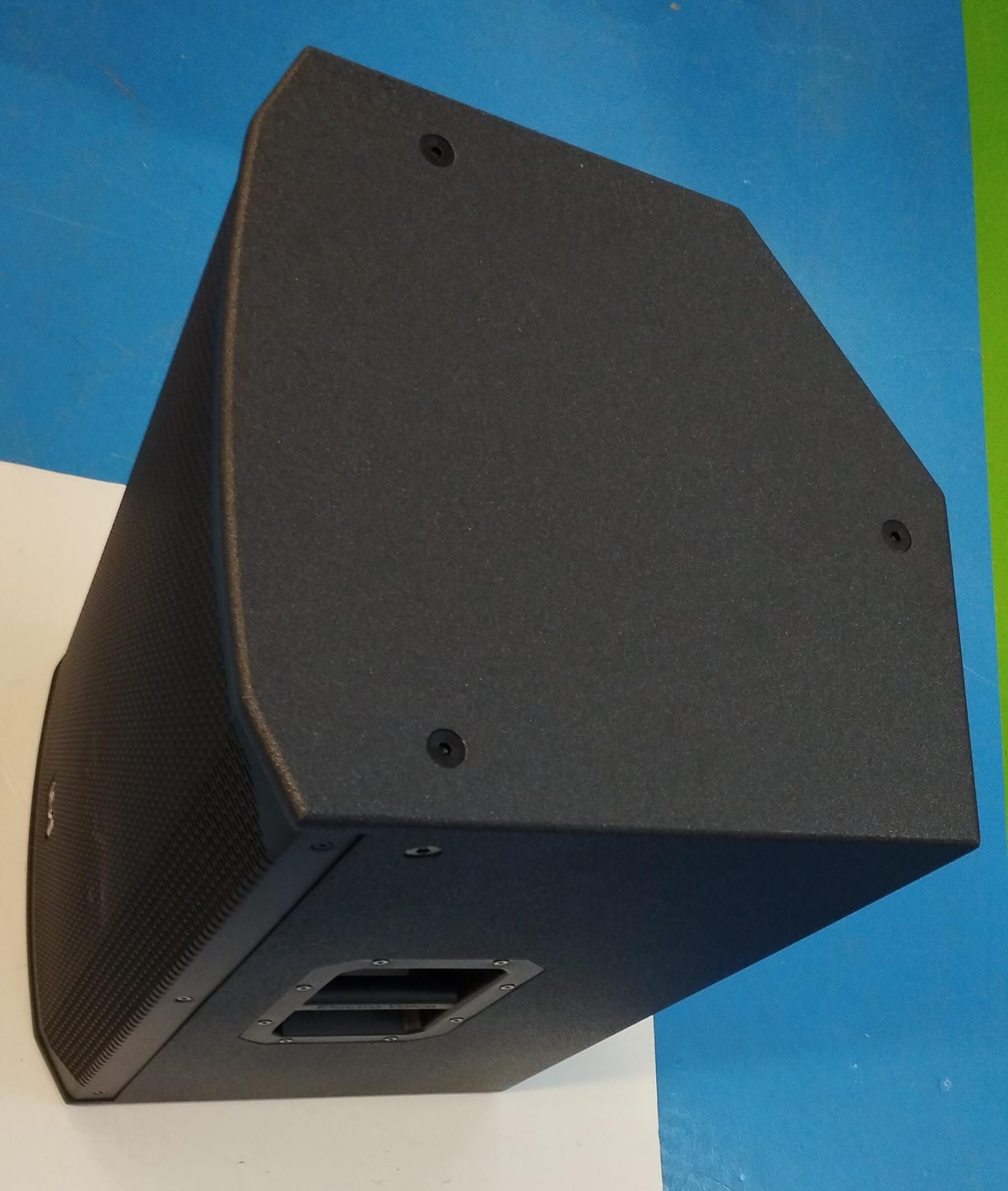 ELECTRO VOICE EKX-15