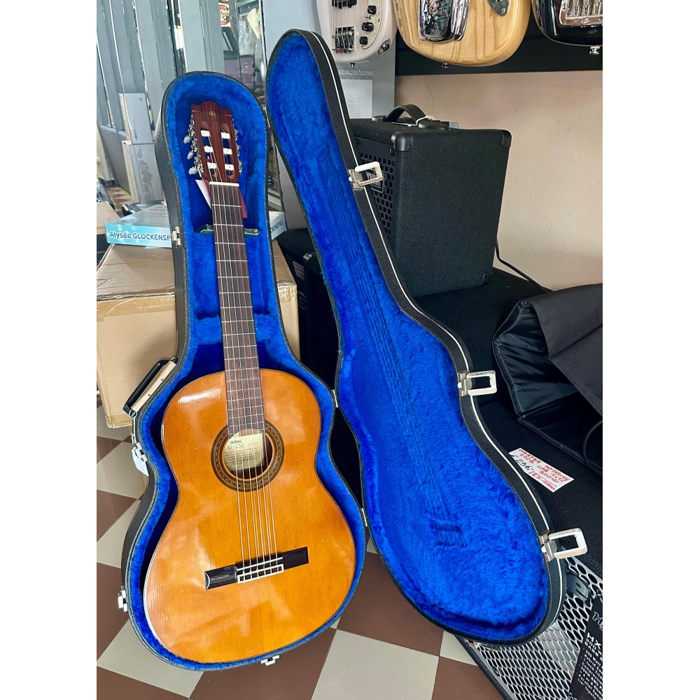 CHITARRA CLASSICA YAMAHA G-230 CON CUSTODIA