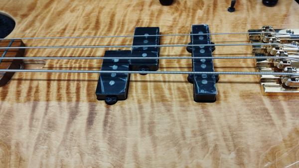MARCUS MILLER P10 DX-4 NATURAL