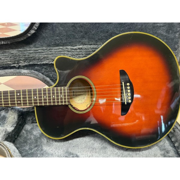 Yamaha APX-4 – Chitarra Elettroacustica Usata in Buone Condizioni CON CHUSTODIA RIGIDA