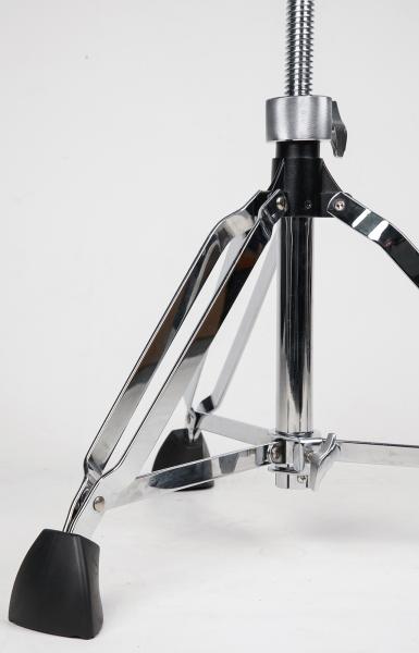 AROMA TDD 20 SGABELLO TRE PIEDI PER BATTERIA E TASTIERA AD ALTEZZA REGOLABILE