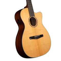 CORT GOLD-OC8 NYLON NAT W/CASE