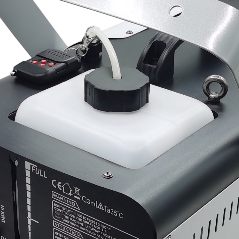 GOLDEN CENTURY F1500DA MACCHINA DEL FUMO 1500 WATT CONTROLLO DMX E TELECOMANDO