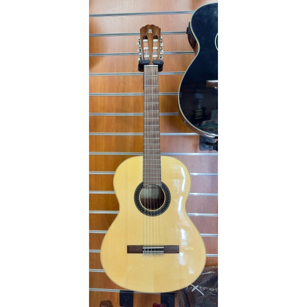 Alhambra 1C HT - chitarra classica con custodia