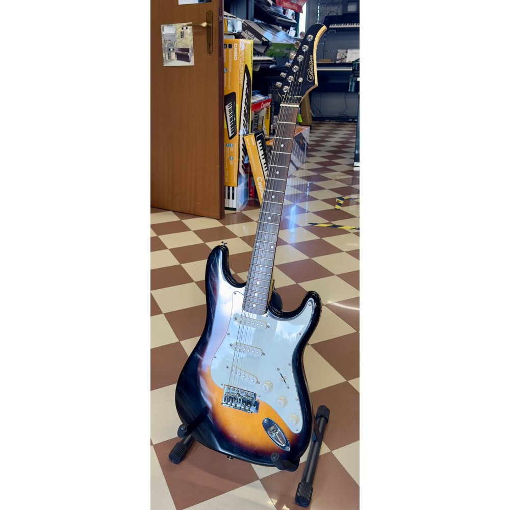 chitarra elettrica silvertone stratocaster  sunburst con custodia