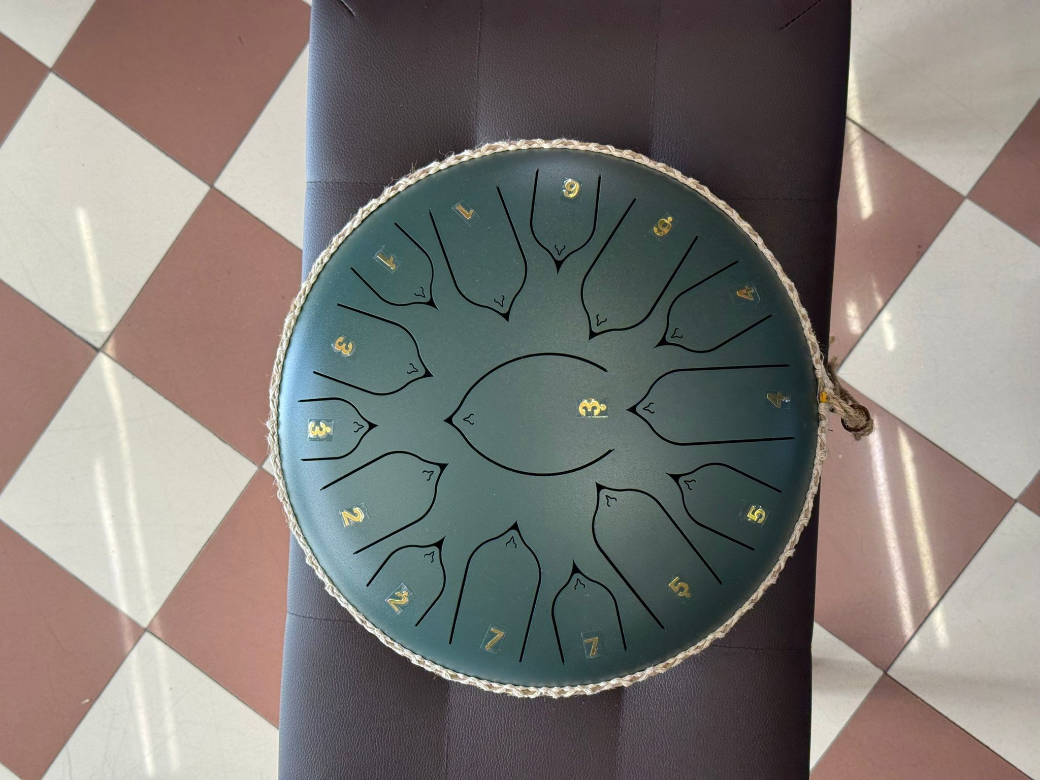 EXTREME STEEL TONGUE 15 TONI TAMBURO ARMONICO 32,5CM TANK DRUM 13″ COLOR VERDE OPACO