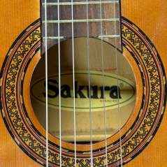 Chitarra Classica 4/4 Sakura – Usata con Segni d'Uso