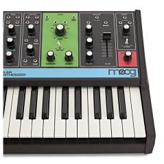 MOOG MUSIC IND MOOG GRANDMOTHER SINTETIZZATORE ANALOGICO SEMI-MODULARE CON ARPEGGIATORE SEQUENCER RIVERBERO A MOLLA