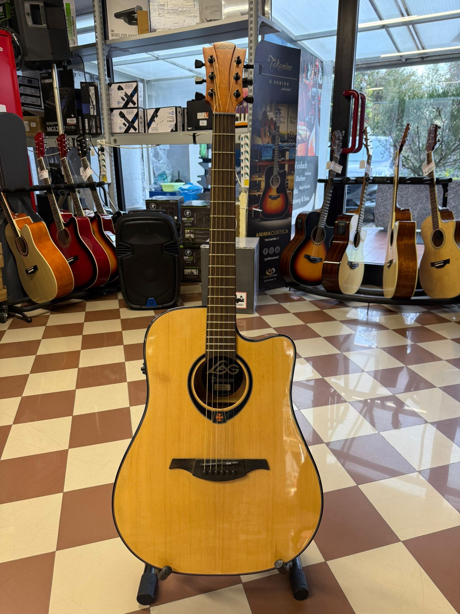 LAG Guitars T66DCE - USATA - chitarra acustica elettrificata