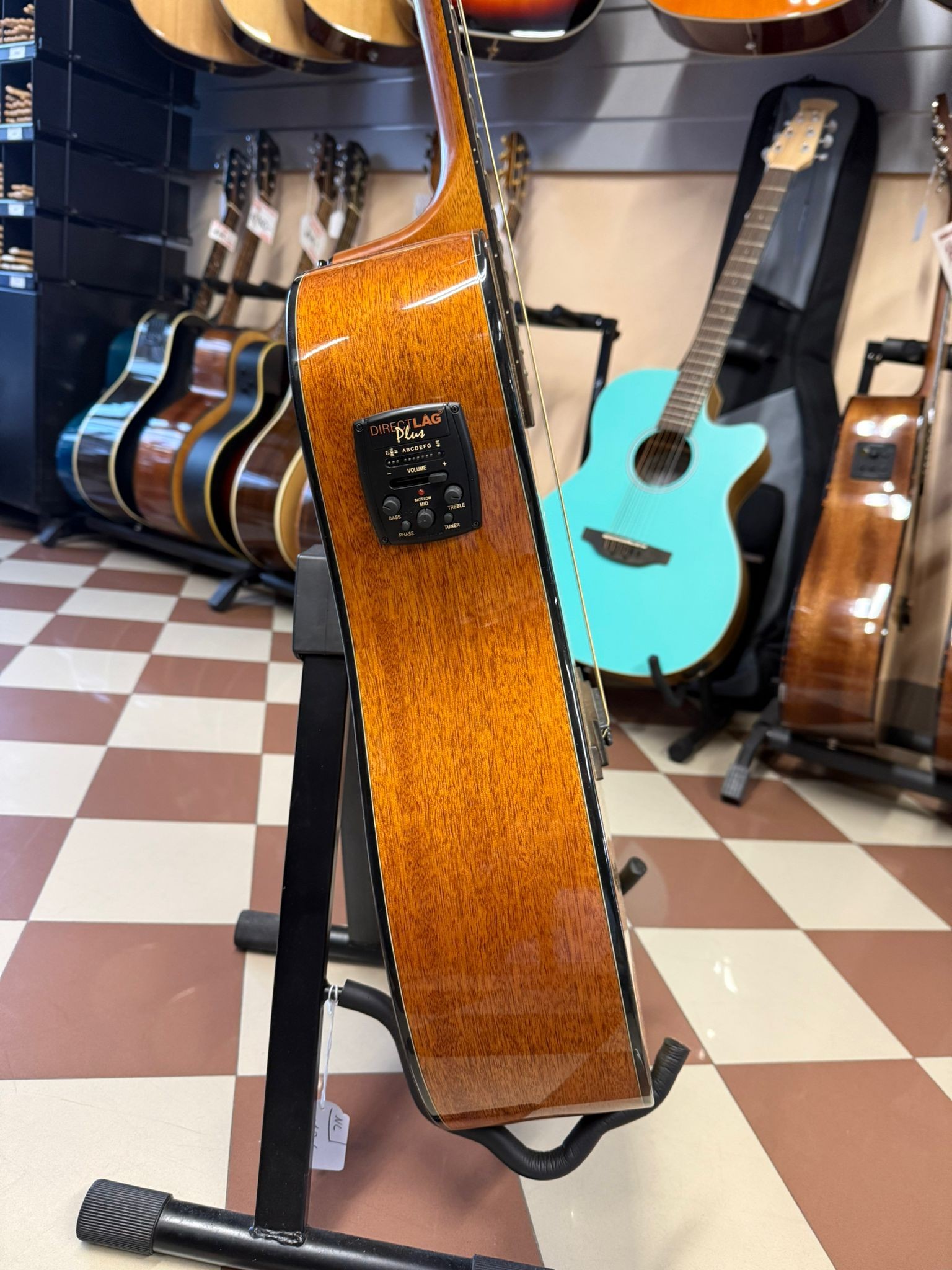 LAG Guitars T66DCE - USATA - chitarra acustica elettrificata