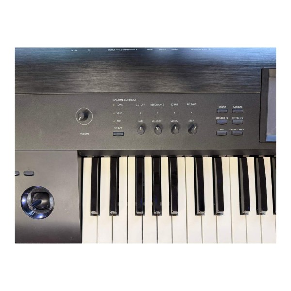 Korg Krome 61 – Music Workstation - USATA