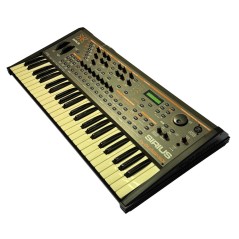 QUASIMIDI SIRIUS - GROOVESYNTH E WORKSTATION DIGITALE CON CUSTODIA - USATO