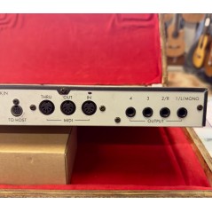 KORG TR T-RACK - EXPANDER CON CUSTODIA